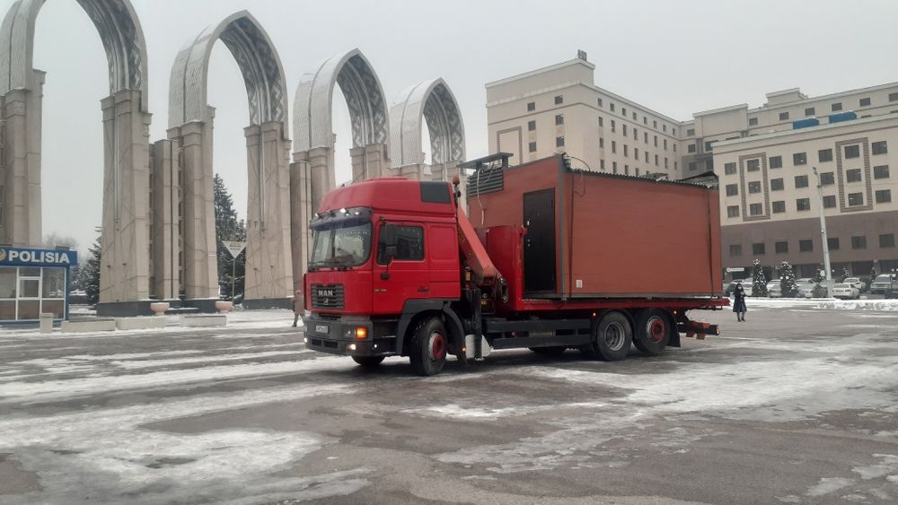Манипулятор контейнеровоз