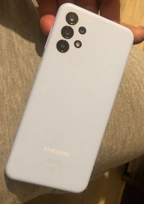Vând samsung galaxy A13