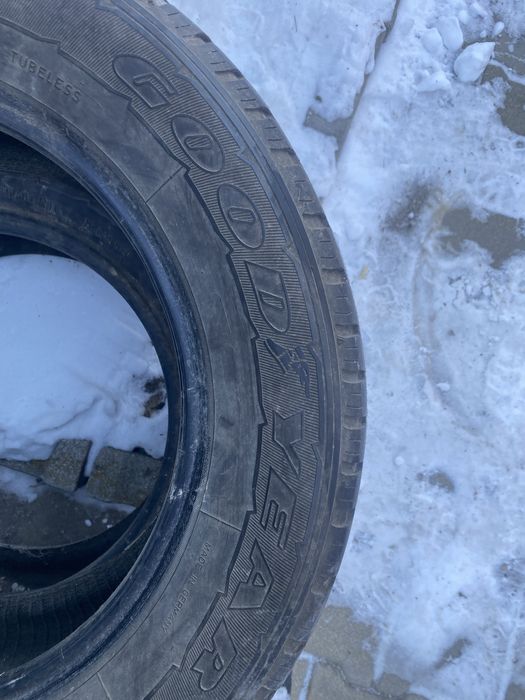 Шины  четыре шины гудиер