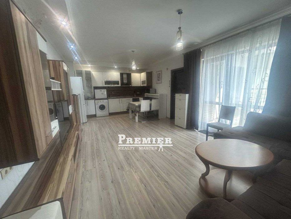 Продава се Двустаен апартамент в Бургас, Лазур - 70 кв.м за 5000 €/кв.м - Снимка #1