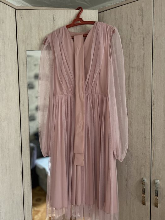 Продам платье хорошее качество