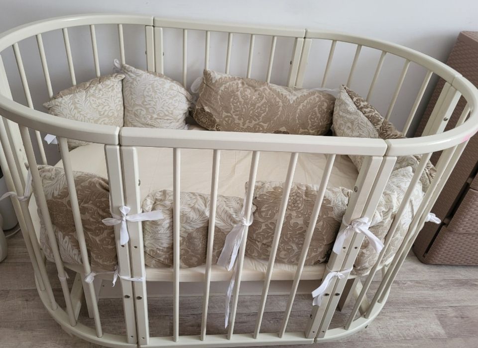 Продам детскую кроватку трансформер.