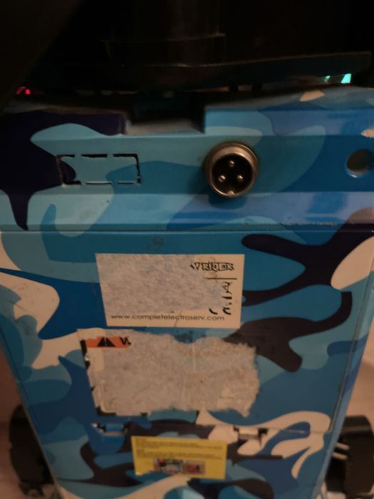 Vand triciclu electric copii