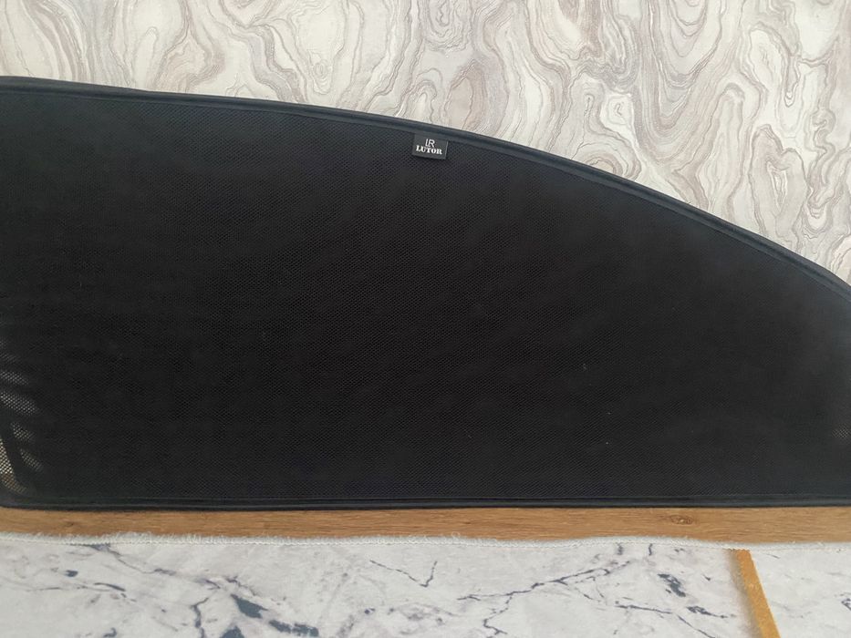 Шторки сеточные.