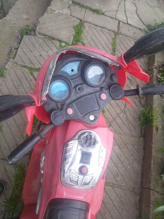 Детска електрическа триколка.
Цената е съобразена със състоянието.