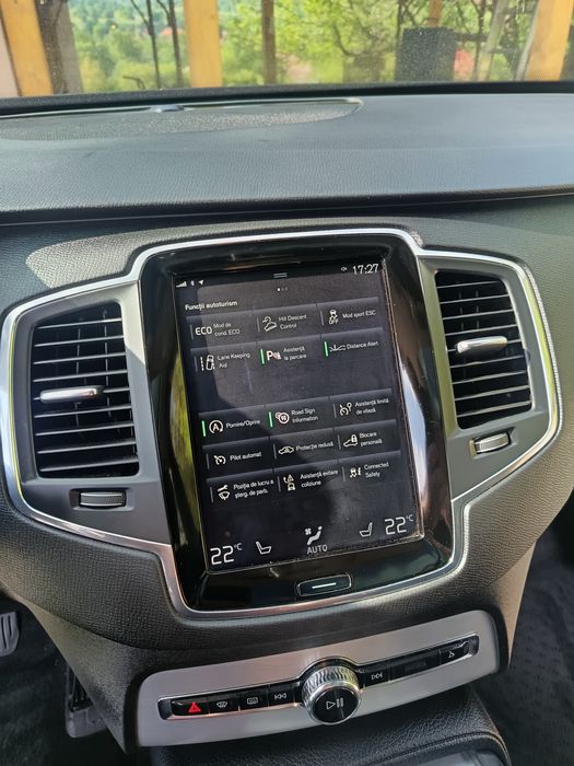 Vând volvo xc90 AWD 2017