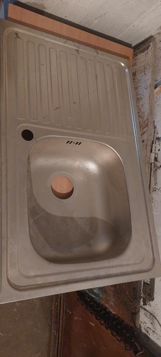 spălător franke  scaun birou  adidasi