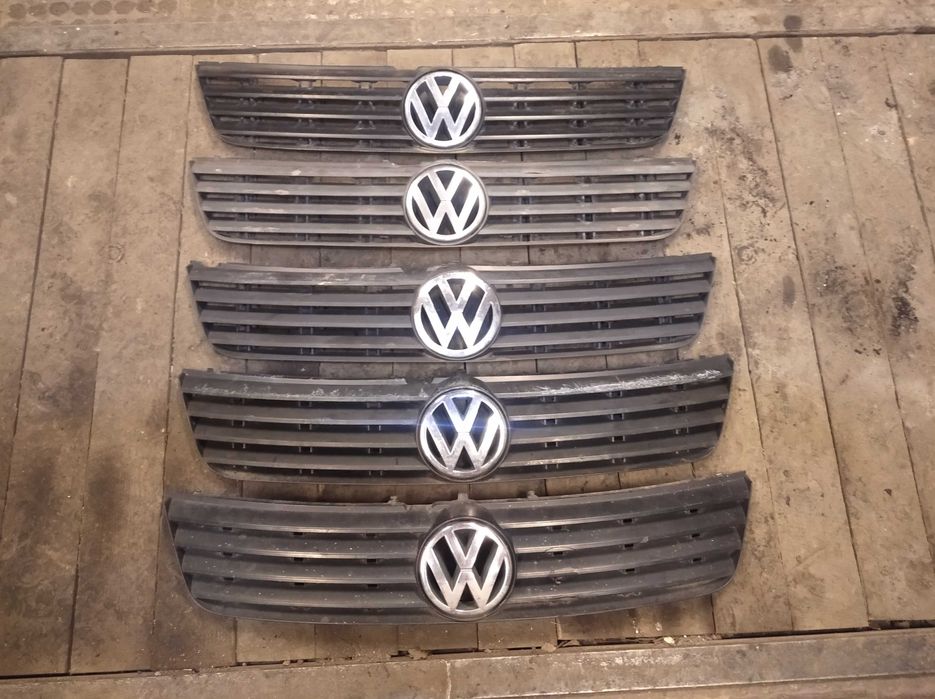 Решетка радиатора венто, гольф 3, пассат в3, в5, гольф 4
