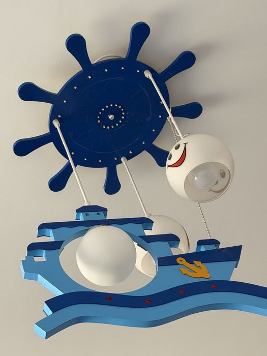 Люстра в дет комнату