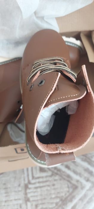 Ботинкалар сатылады