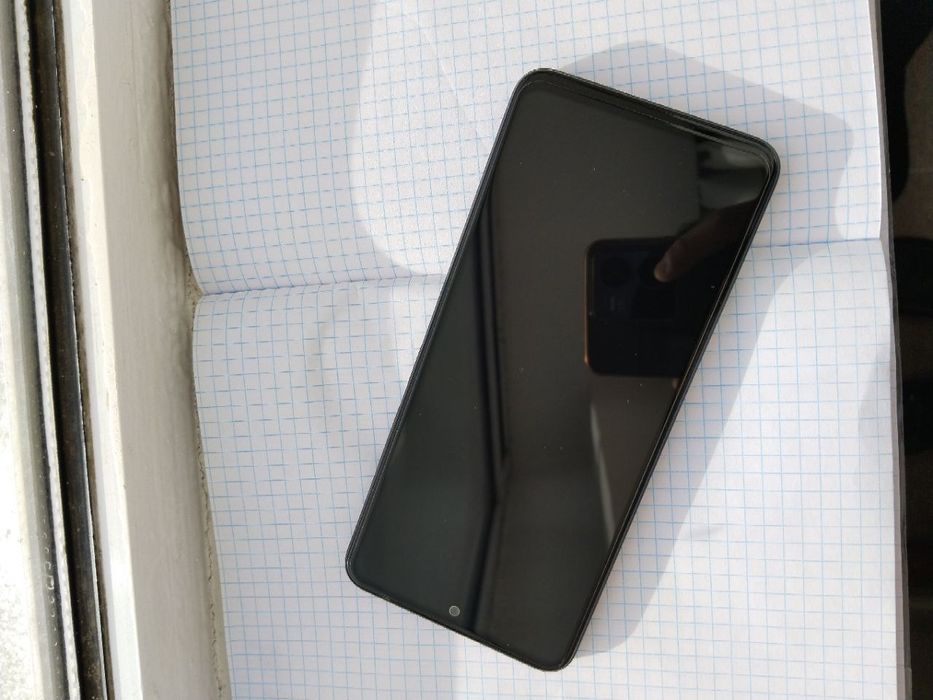 Redmi note 12 8+4/128