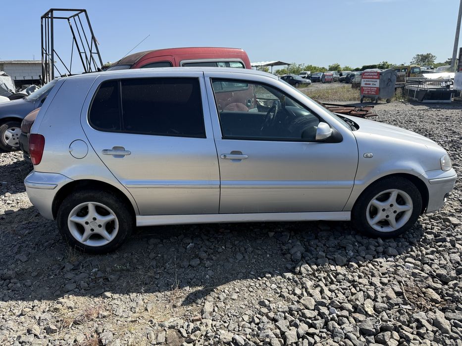 2 бр Фолксваген Поло 1.4 бензин 2001г. на части