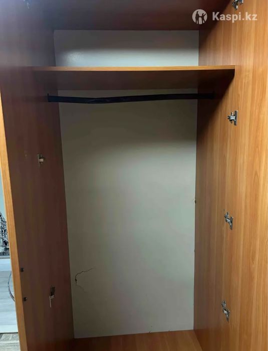 шкаф с зеркалом высокий