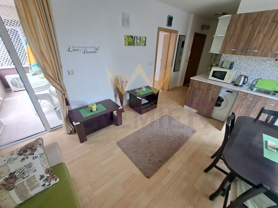 Продава се Двустаен апартамент в к.к. Слънчев бряг - 56 кв.м за 1286 €/кв.м - Снимка #5