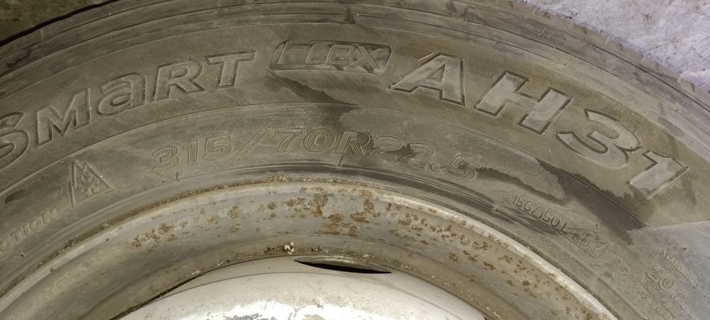 Продам резину на грузовую