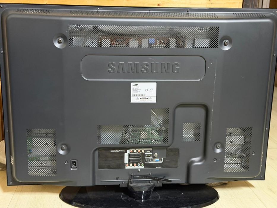 Телевизор Samsung