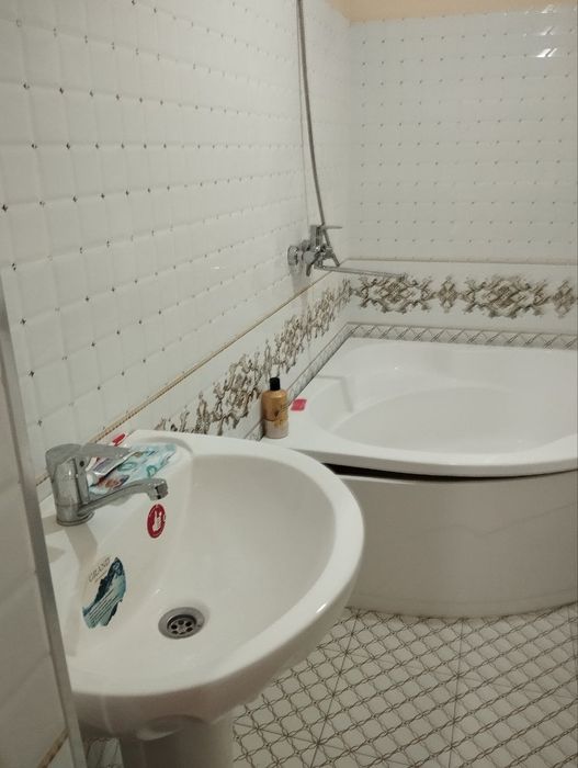 Keles karzinka 1 xona 300 y.e