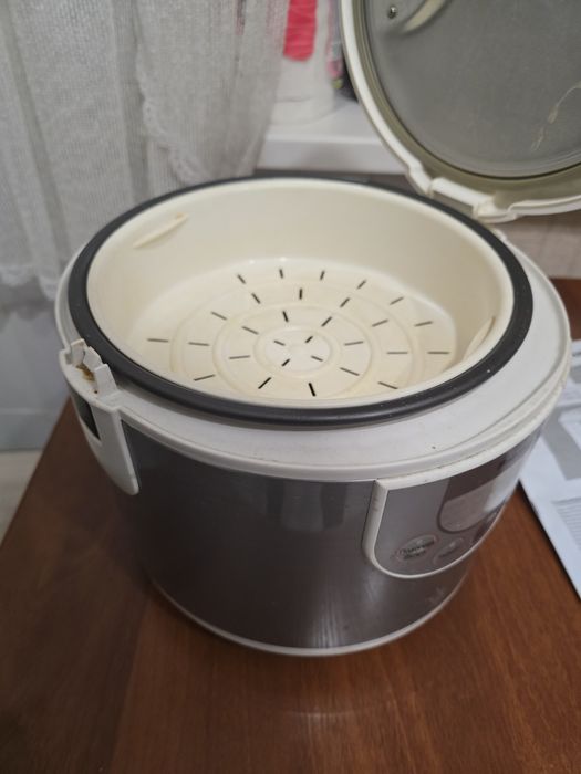 Продам мультиварку Panasonic