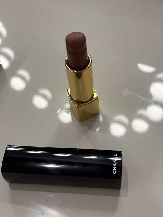 Козметика CHANEL и Too Faced