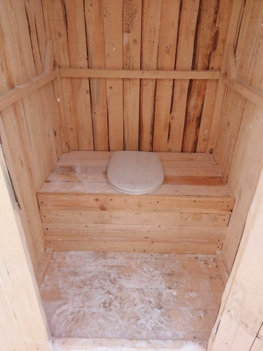 Продам деревянные туалеты дачные