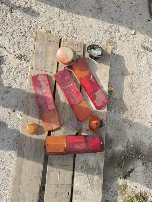 Продам задние стопсигналы