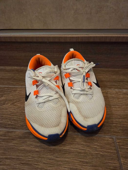 Маратонки Найк за момче, номер 37,5