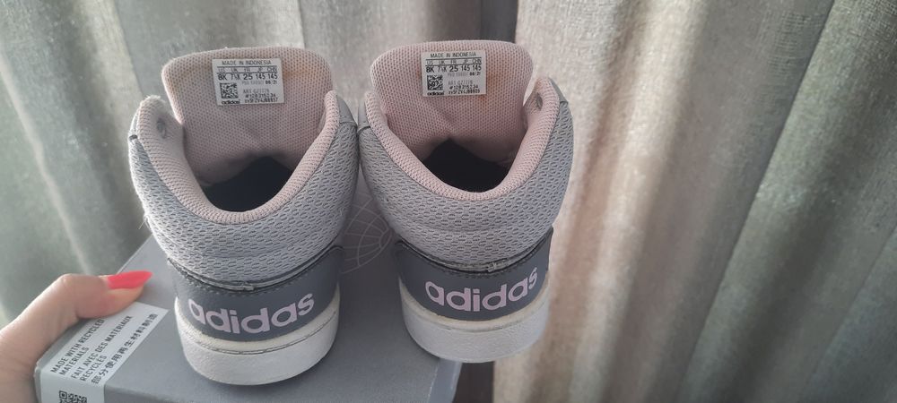 Маратонки Адидас