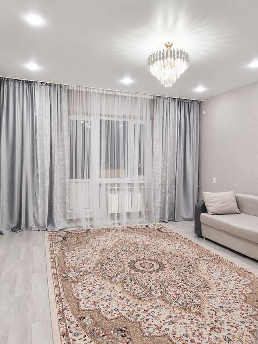 Продам 4 комнатную квартиру