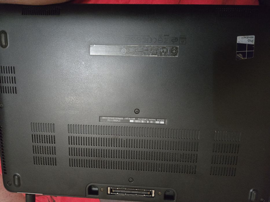 Лаптоп Dell Latitude E7270