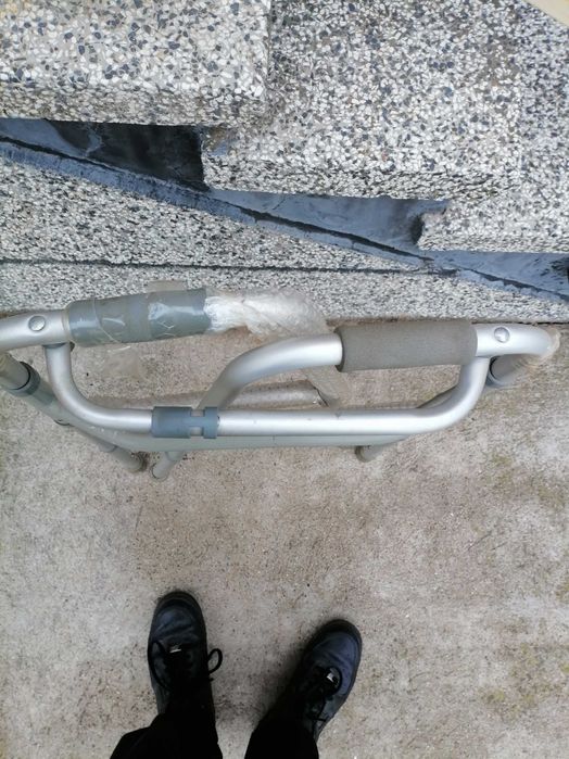 Проходилка за възрастни