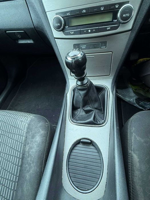 Toyota Avensis 1. 8 Valvematic 147 к с 2010г  НА ЧАСТИ