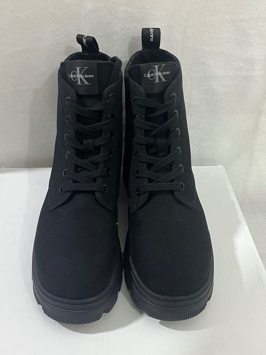 Ghete de iarnă,pana la glezna,noi fără etichetă