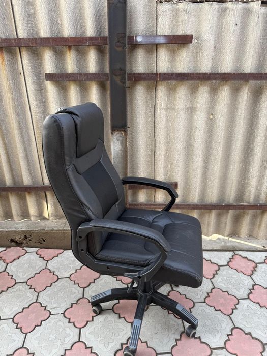 Офисные кресло от 10 тысяч