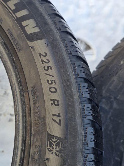 225 50 17 Michelin