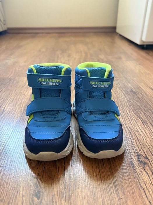 Апрески Skechers