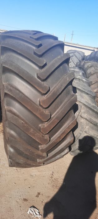 Шины к -700 с диском б/у есть так же без дисков