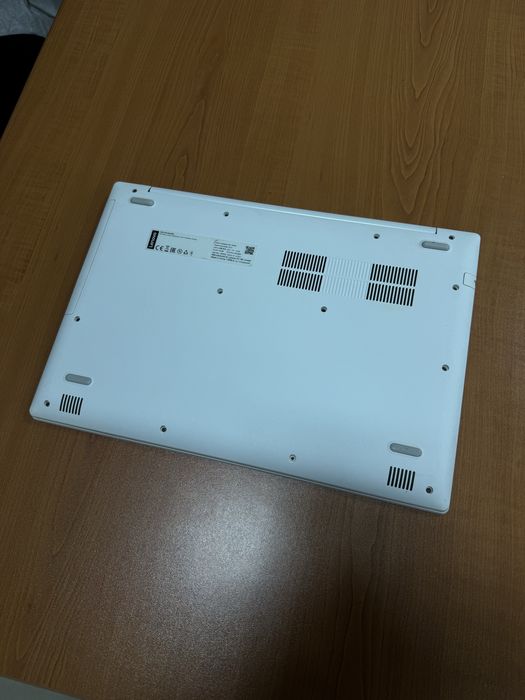 Лаптоп Lenovo Ideapad 330-15IGM