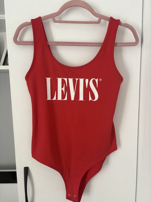 Чисто нови бодита Levi’s