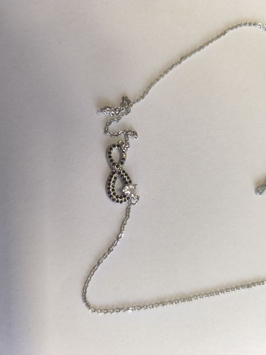 Сребърно колие - различни видове.