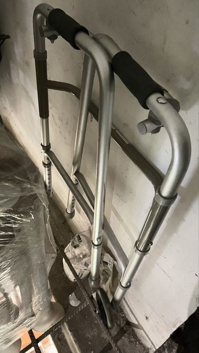 Инвалидная коляска для взрослых