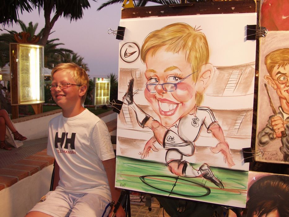 Карикатури по поръка