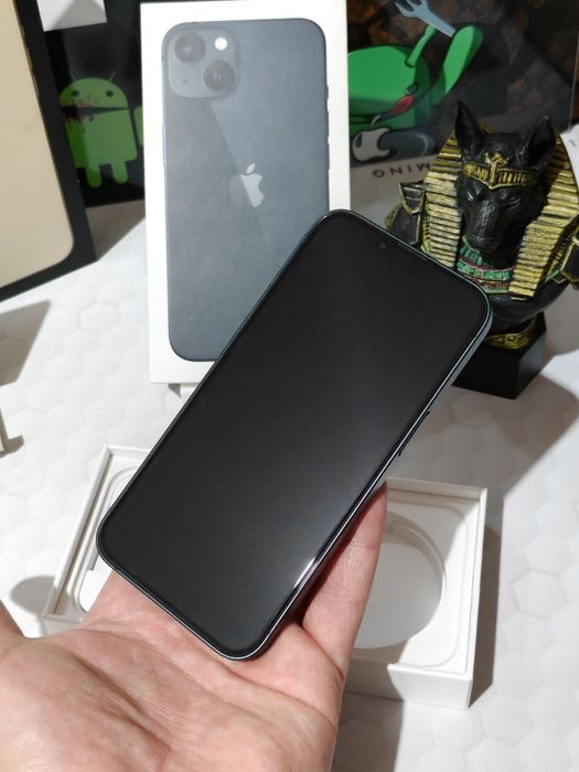 iPhone 13 5G (Midnight) 128GB cu Baterie 95% Deosebit Full Box Ofertă