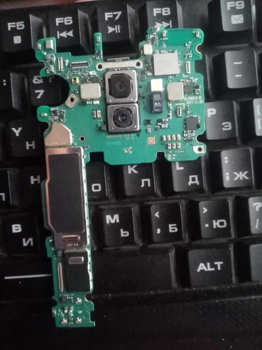 Samsung s9 plus platalar sotiladi