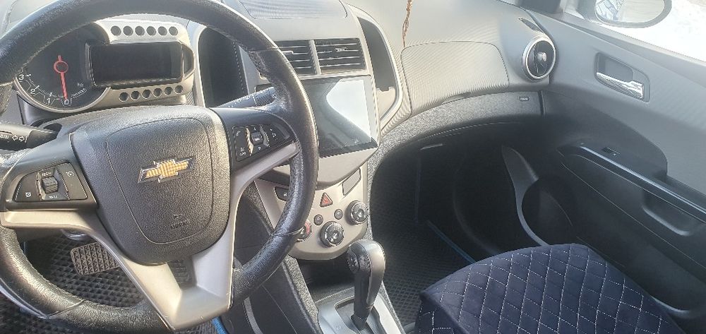 Продам шеврале авео