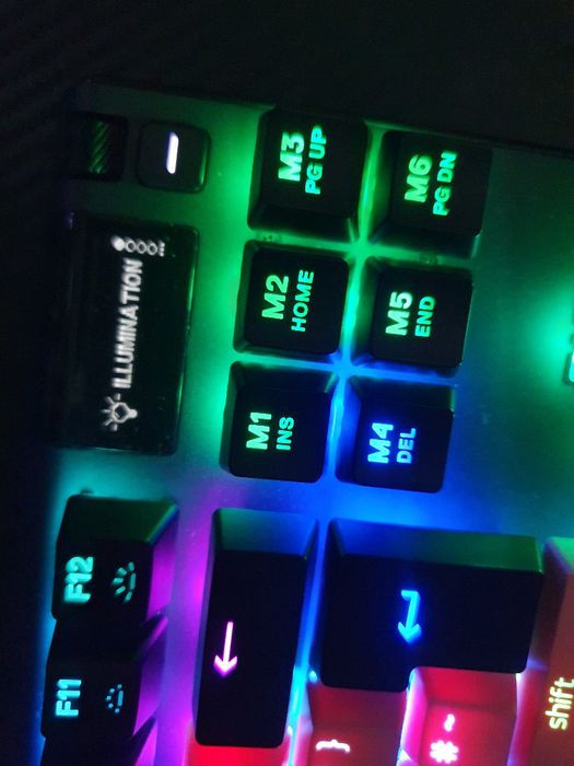 Vând tastatura aplex 7 pro