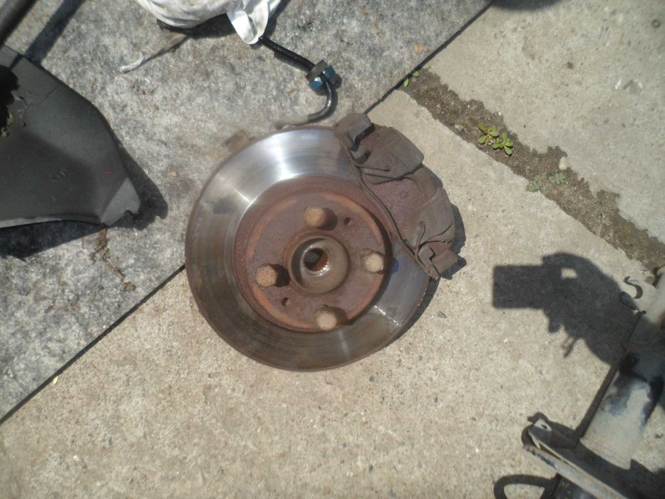 Предни шенкели за Фиат Брава 1.6 16 в 103 к.с.