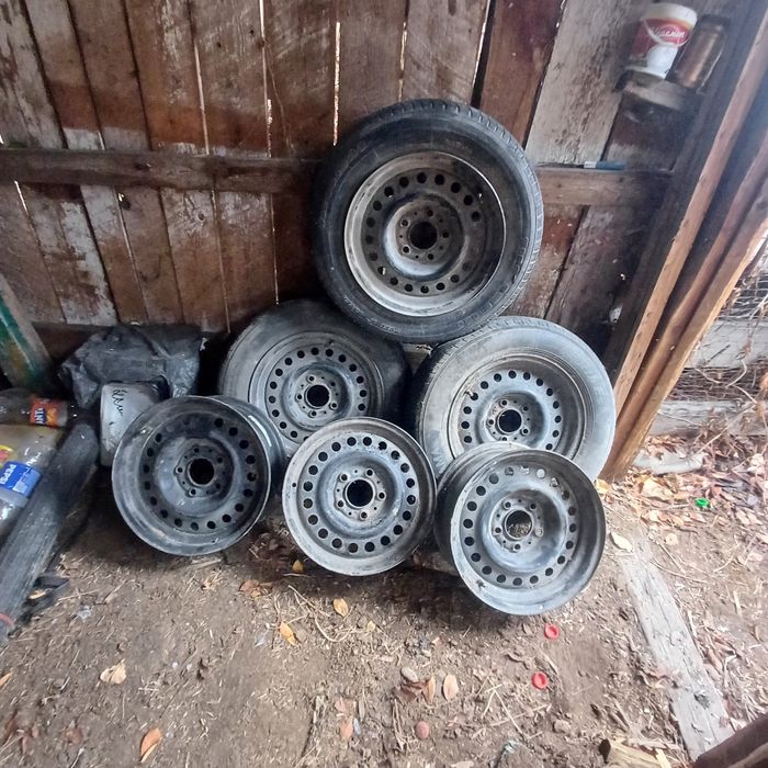 Продам диски                    .