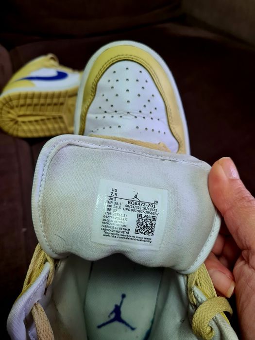 Маратонки Nike Air Jordan 1 Mid/ 38,5