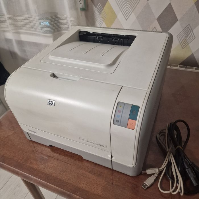 Принтер Color Laser Jet CP1215  продам