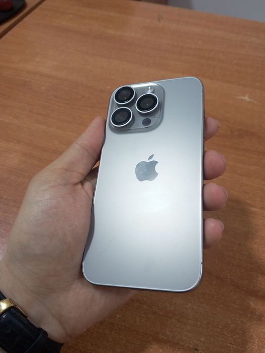 Iphone 15 pro 128 gb